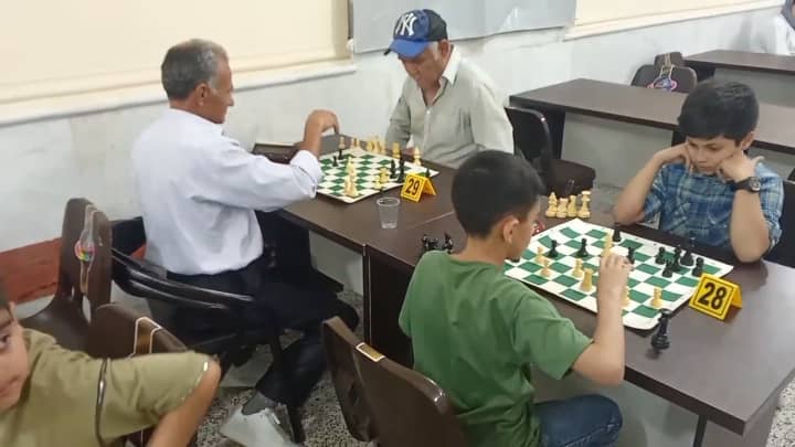 مسابقات شطرنج کشوری در گناوه برگزار شد