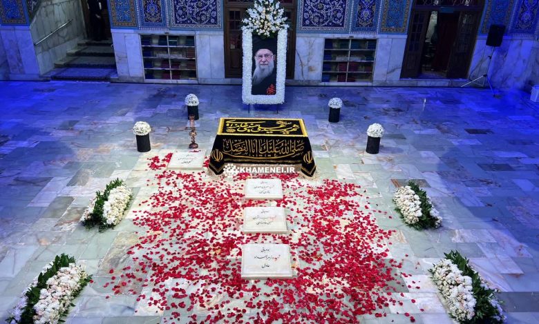 قاب ماندگار از مزار مطهر رهبر شهید انقلاب